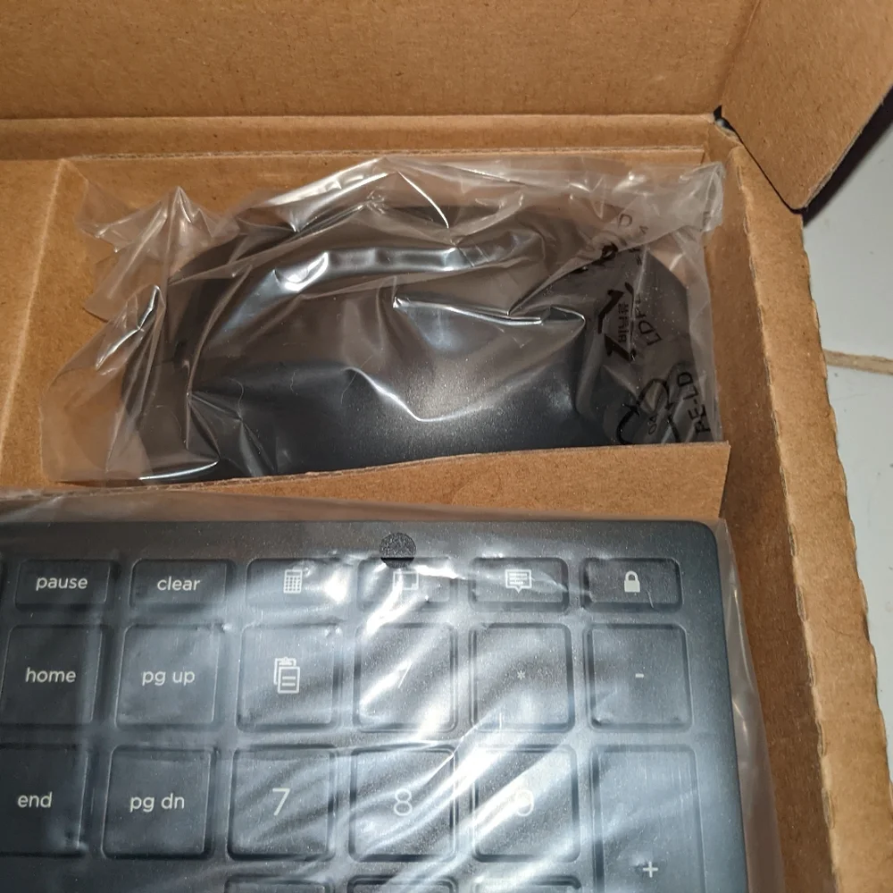 NIB COMPUTER KEYBOARD AND MOUSE SET